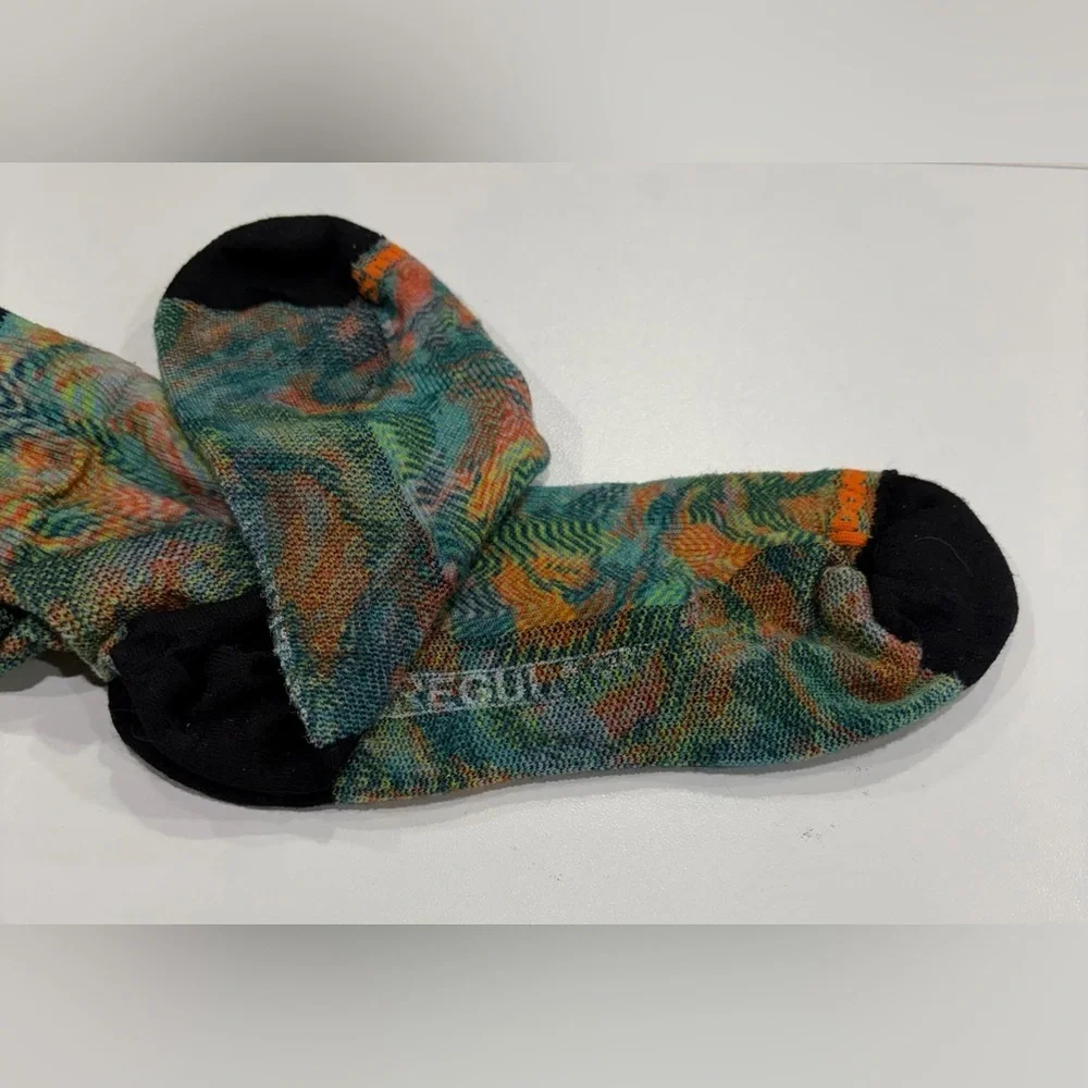 SmartWool Women's Large Bike Zero Cushion Jungle Music Print Socks Honey NWT